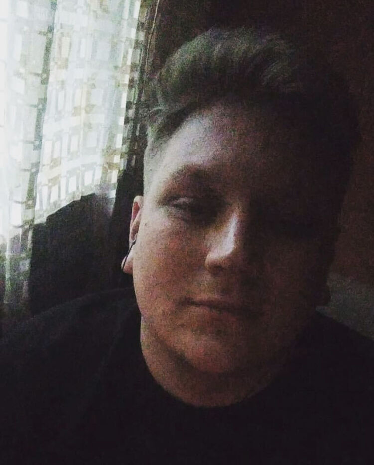  31863464  , 28 ,    