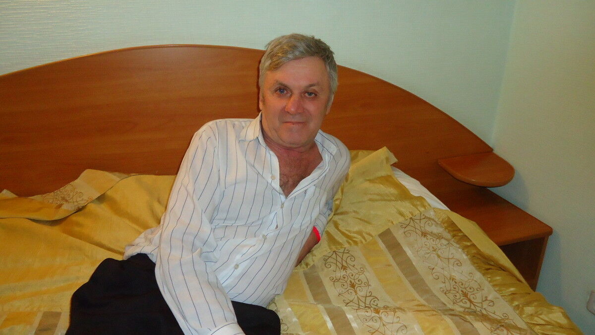  9391074  Sergei, 65 ,    