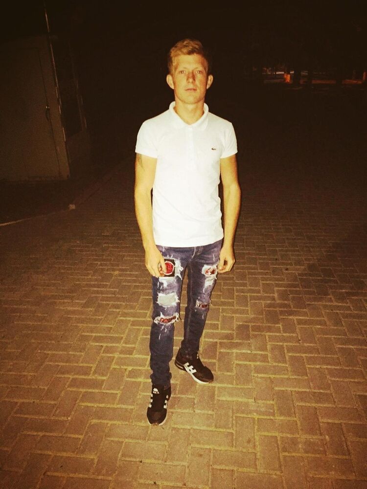  ,   Mihai, 26 ,   ,   , c 