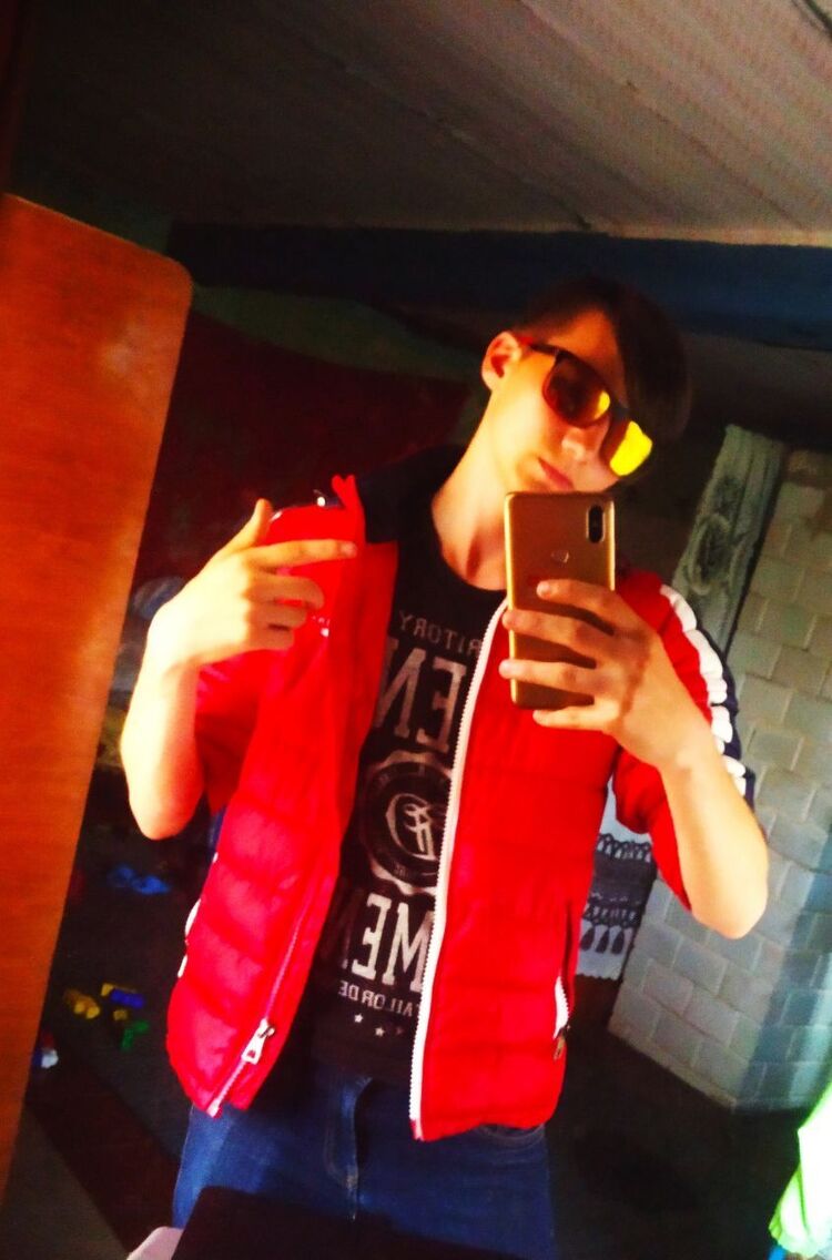  54368434  Davidmaiskii, 22 ,    