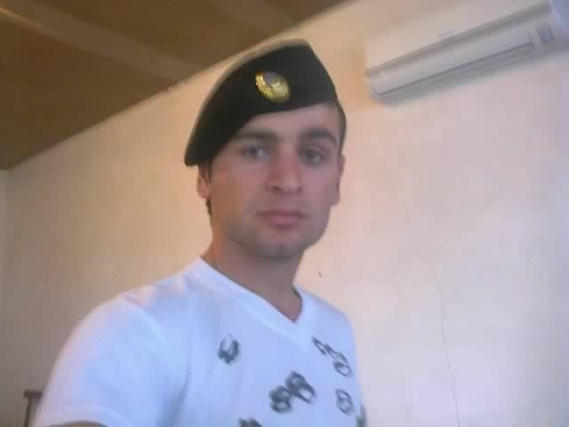  6956114  Viko, 33 ,    