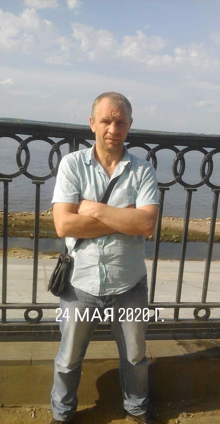  34492434  Nikolai, 49 ,    