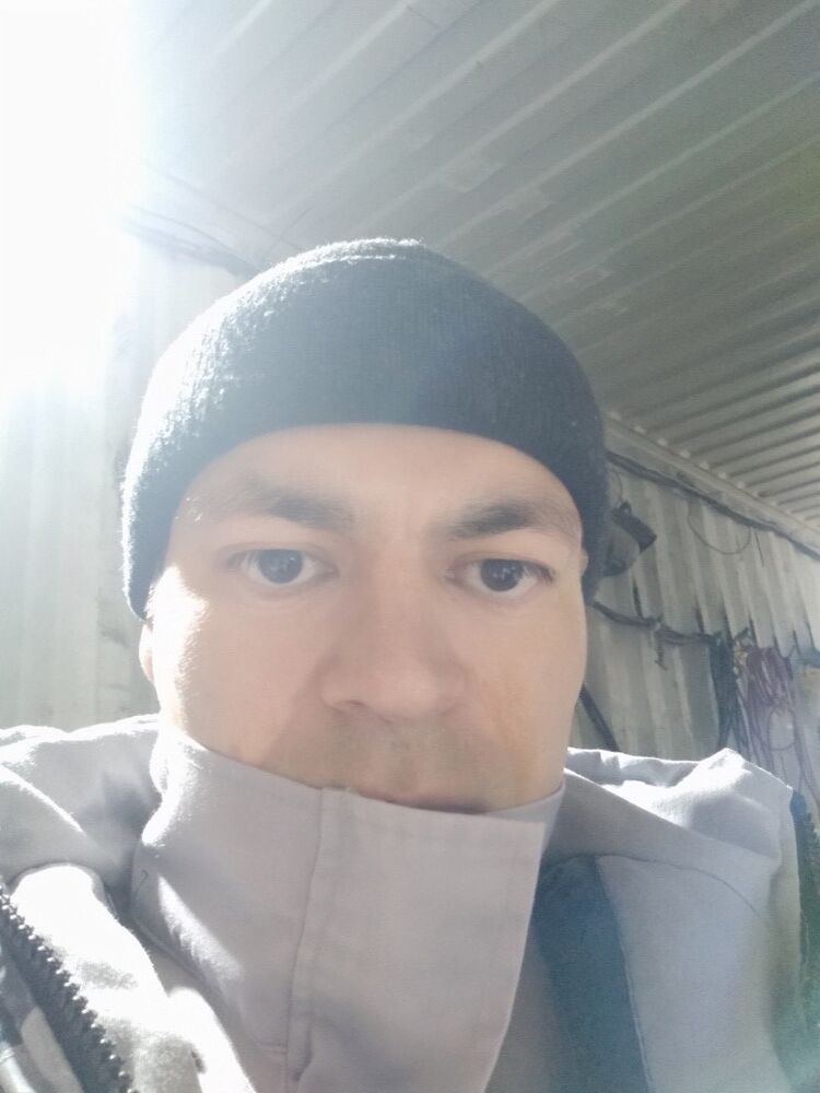  ,   Rocky, 44 ,   ,   , c 