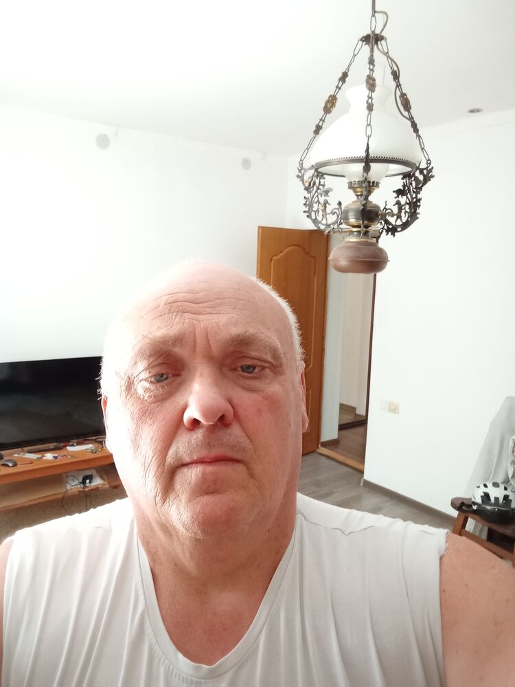 44858914  , 57 ,    