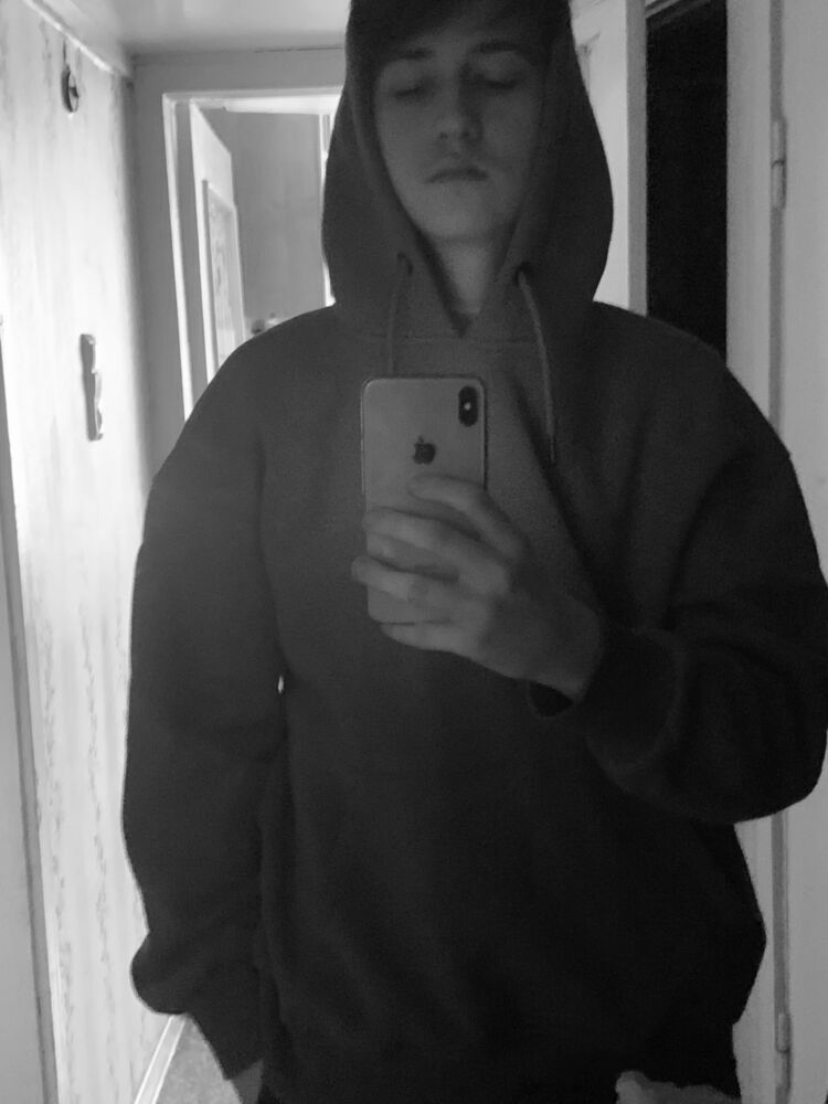   ,   Slava, 18 ,  