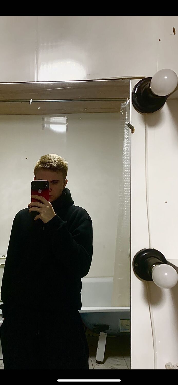  46437124  , 22 ,    