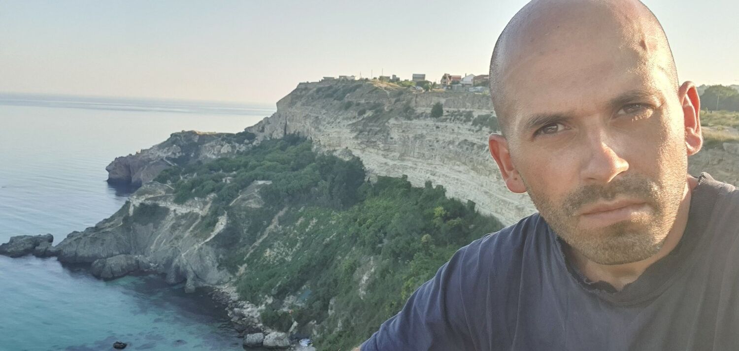  47003264  , 35 ,    -