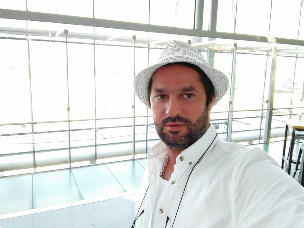  24036814  Vato, 44 ,    