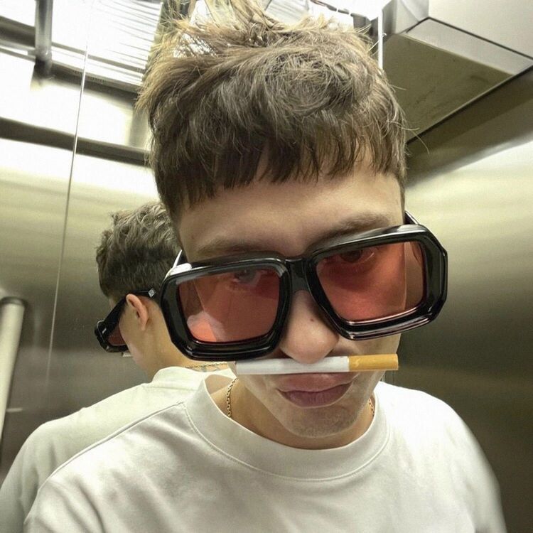  -,   , 19 ,   ,   