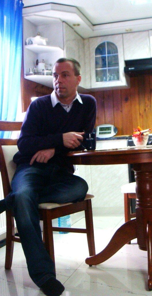  27737594  , 42 ,    -