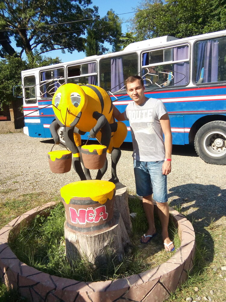  19578644  Johny, 30 ,    