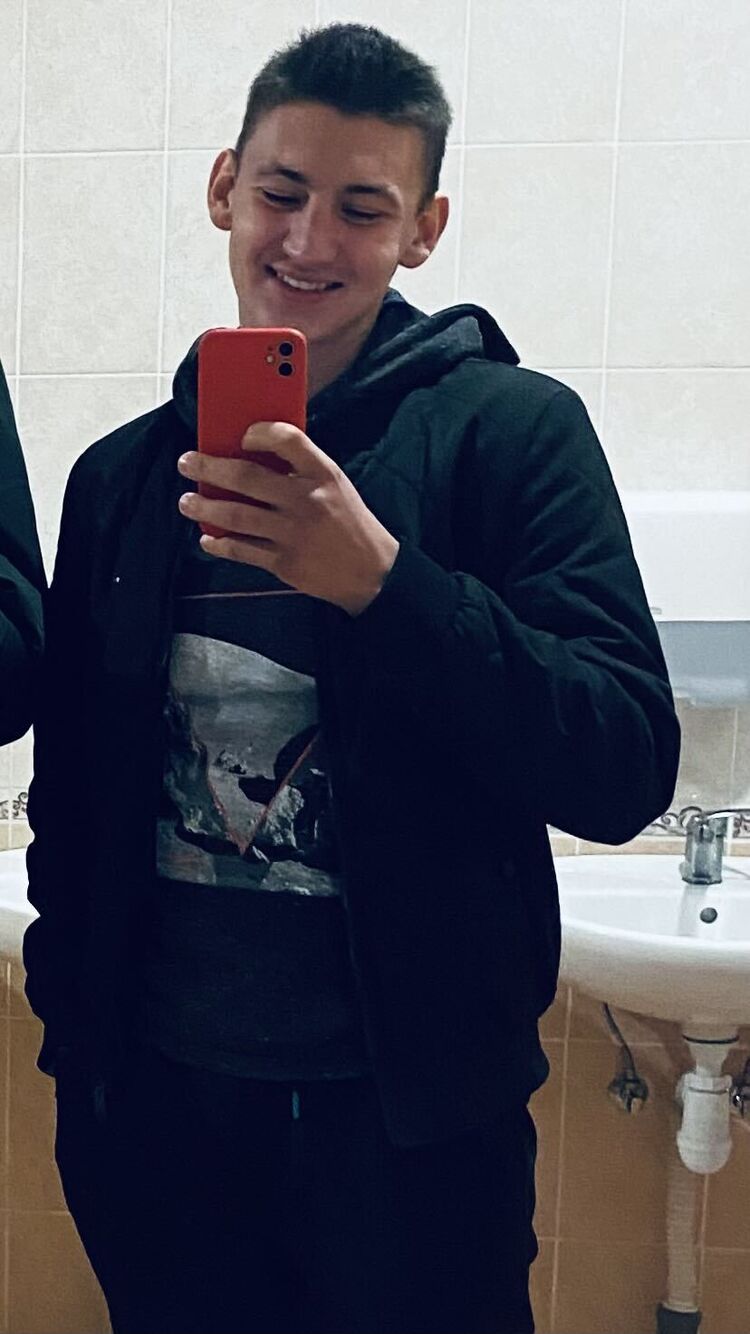  35077264  , 24 ,    