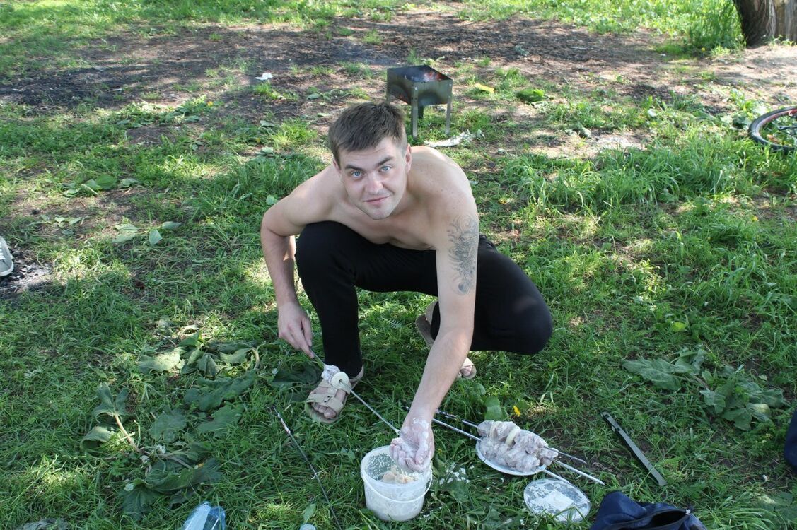  27077084  , 34 ,    -