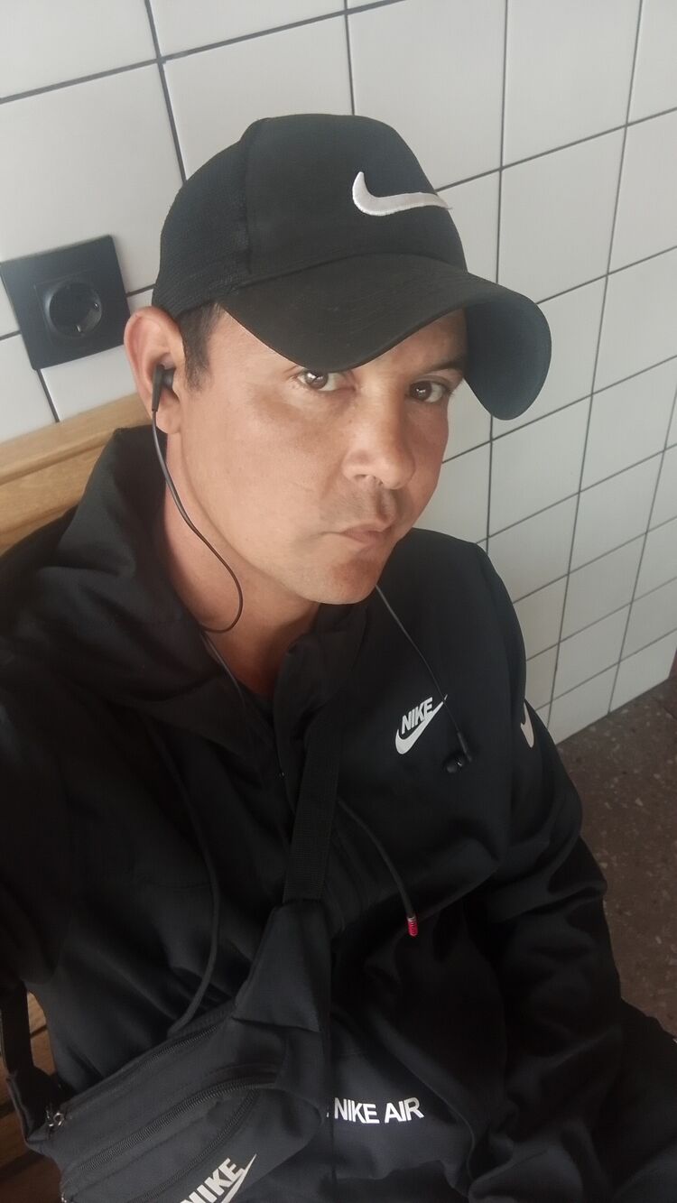  53472294  , 34 ,    -