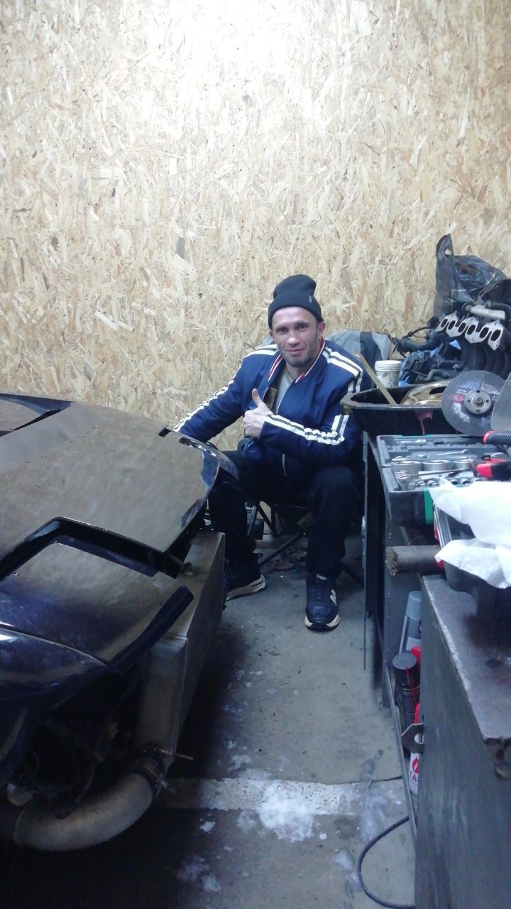  42174614  , 40 ,    