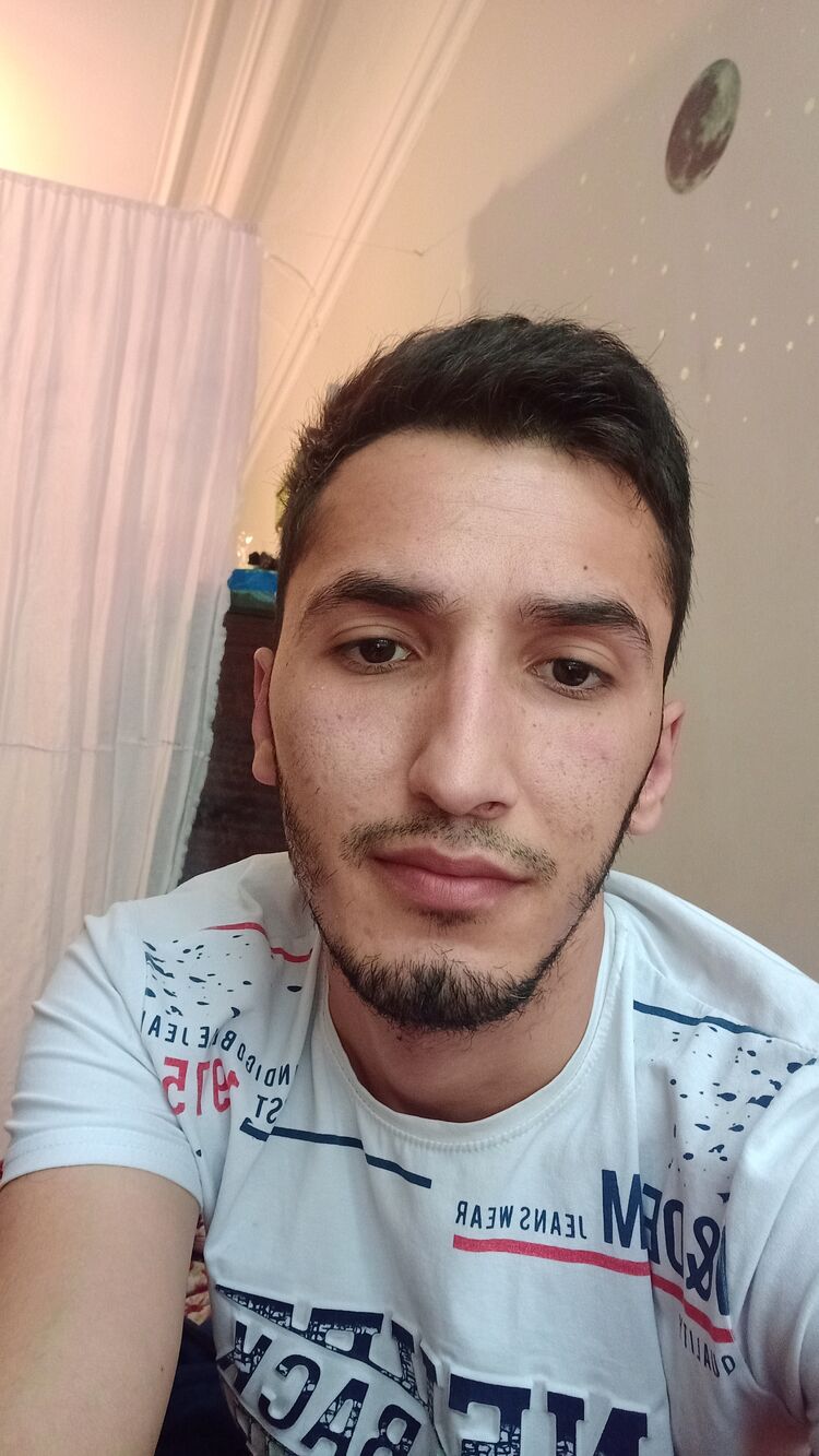  27015614  , 28 ,    -