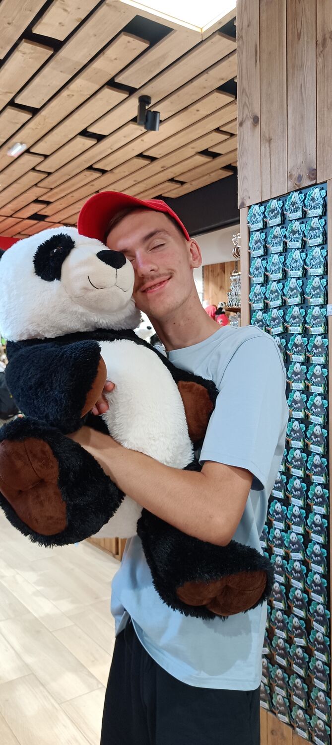  45941024  Maksim, 19 ,    Saint-Germain-En-Laye