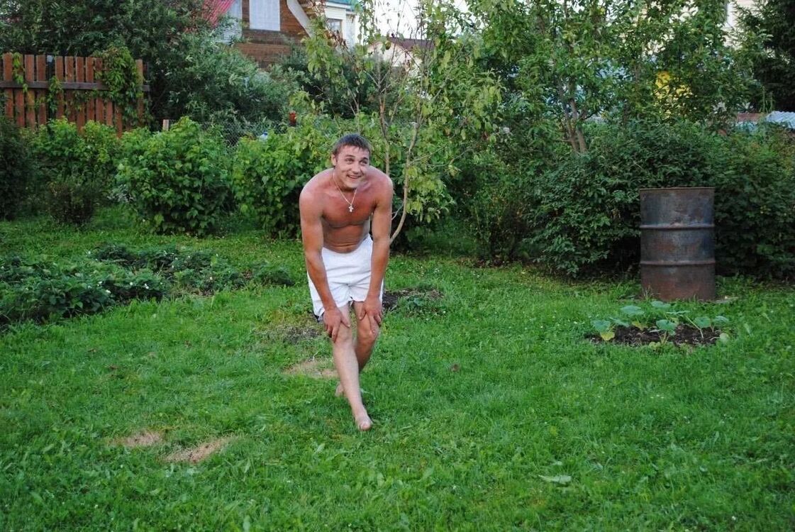 45855344  Serj, 39 ,    