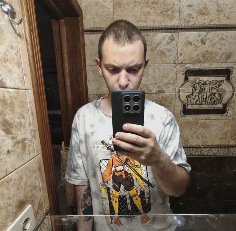  52480084  Dima, 28 ,    