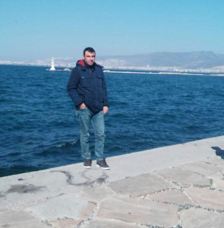  46582974  Mehmetnuri, 40 ,    