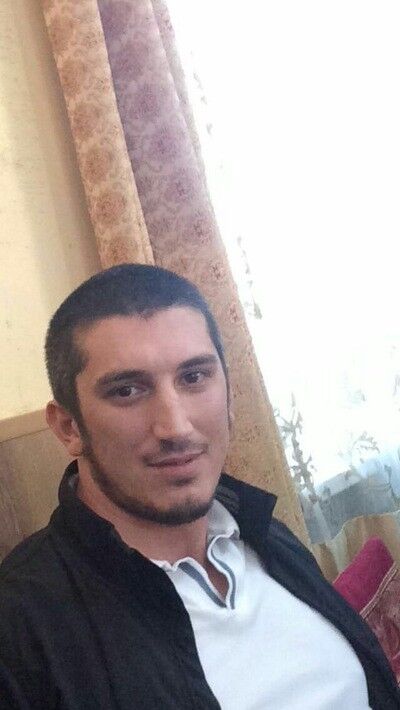  7579774  Ali, 42 ,    