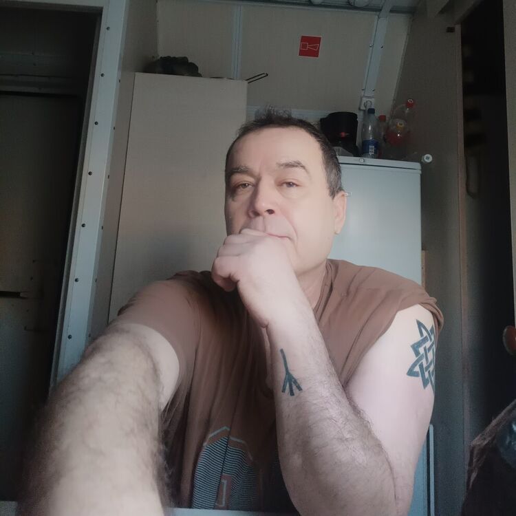  53363734  , 52 ,    
