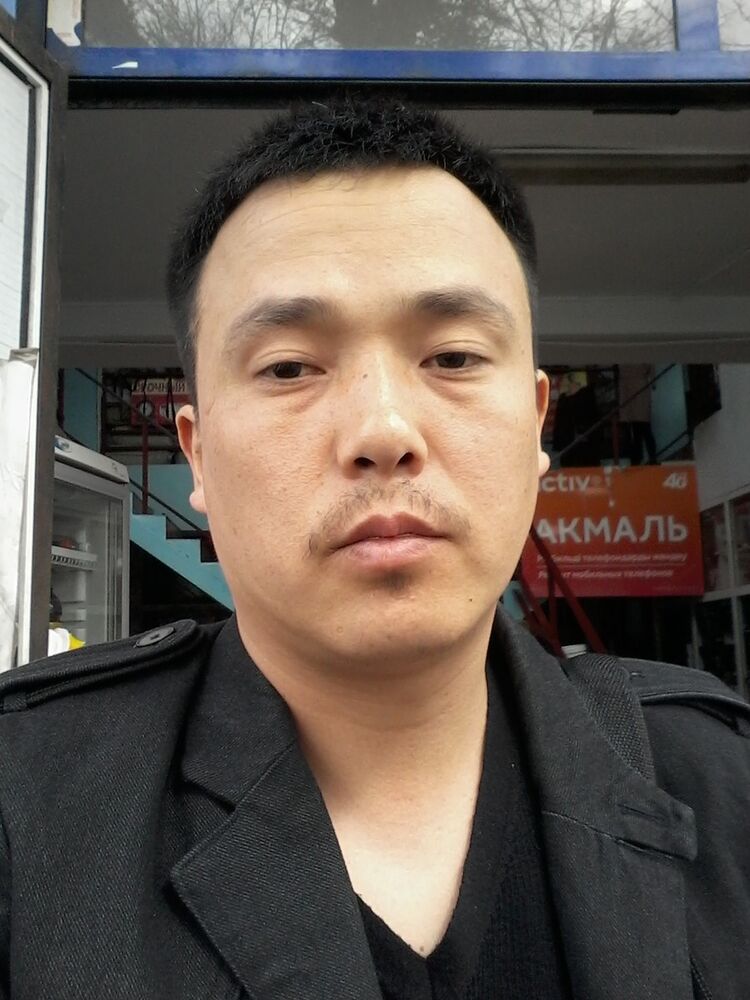  15527044  Farabi, 33 ,    