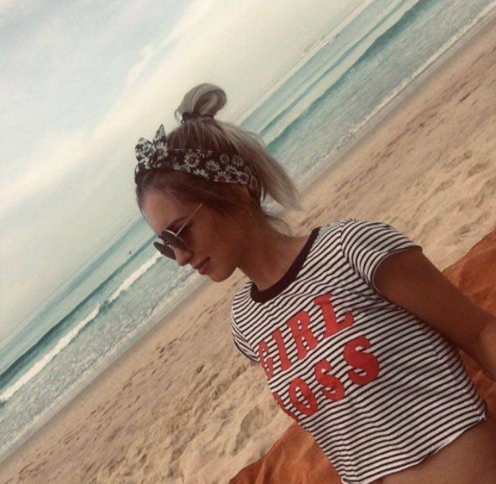 ���� 28669744 ������� Barbie, 25 ���, ���� ���������� � �������������