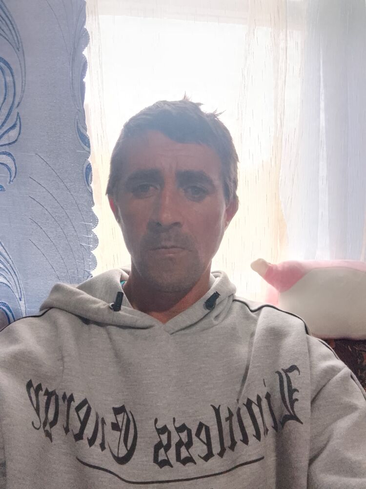  -,   E, 39 ,     , c 
