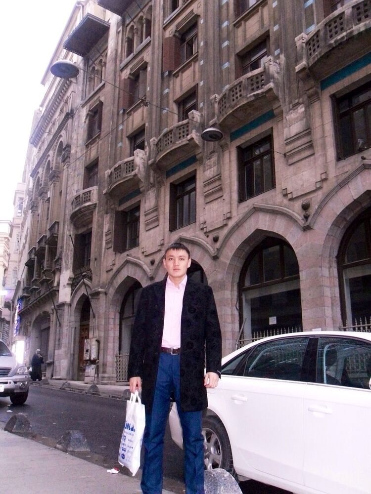  ,   Sultan, 39 ,   