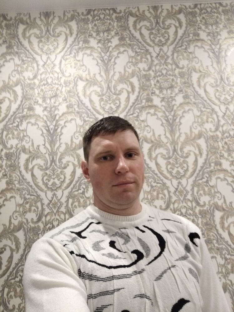  44477484  , 37 ,    