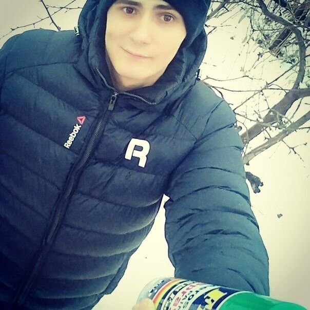  6779954  Tatar, 44 ,    