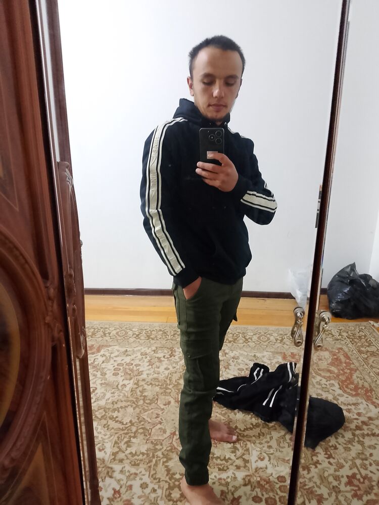  54193484  Baxa, 23 ,    