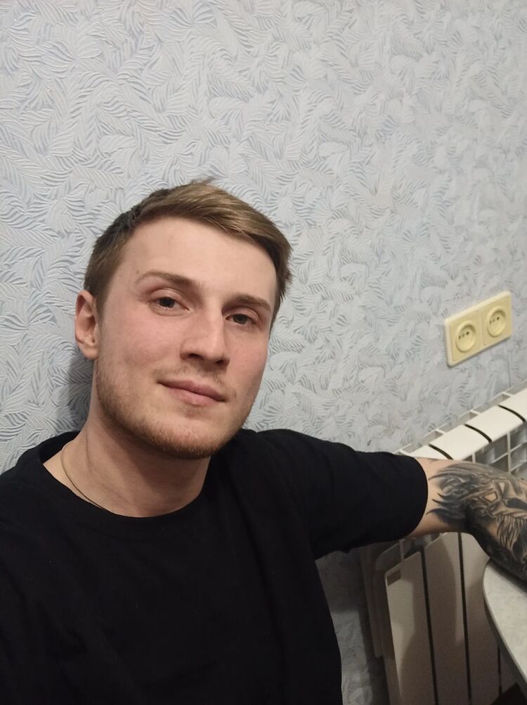  34022694  Kirill, 26 ,    