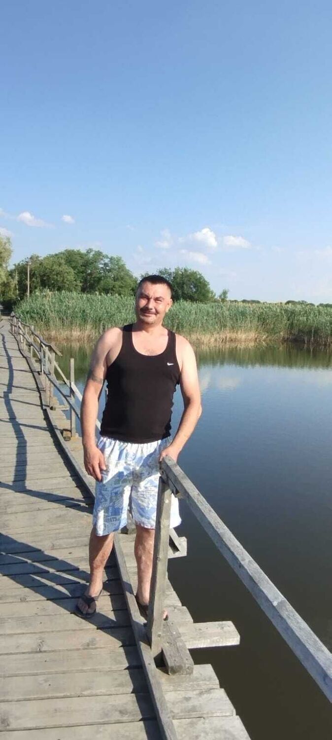  44364094  , 46 ,    --