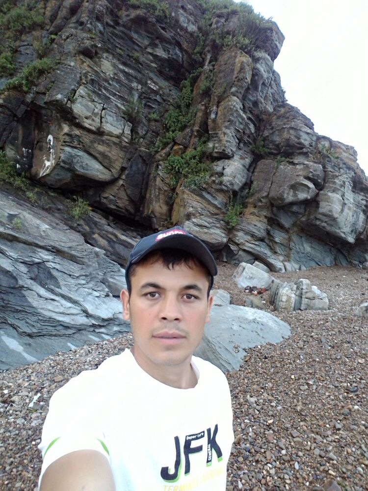  ,   Sultan, 32 ,   ,   , c 