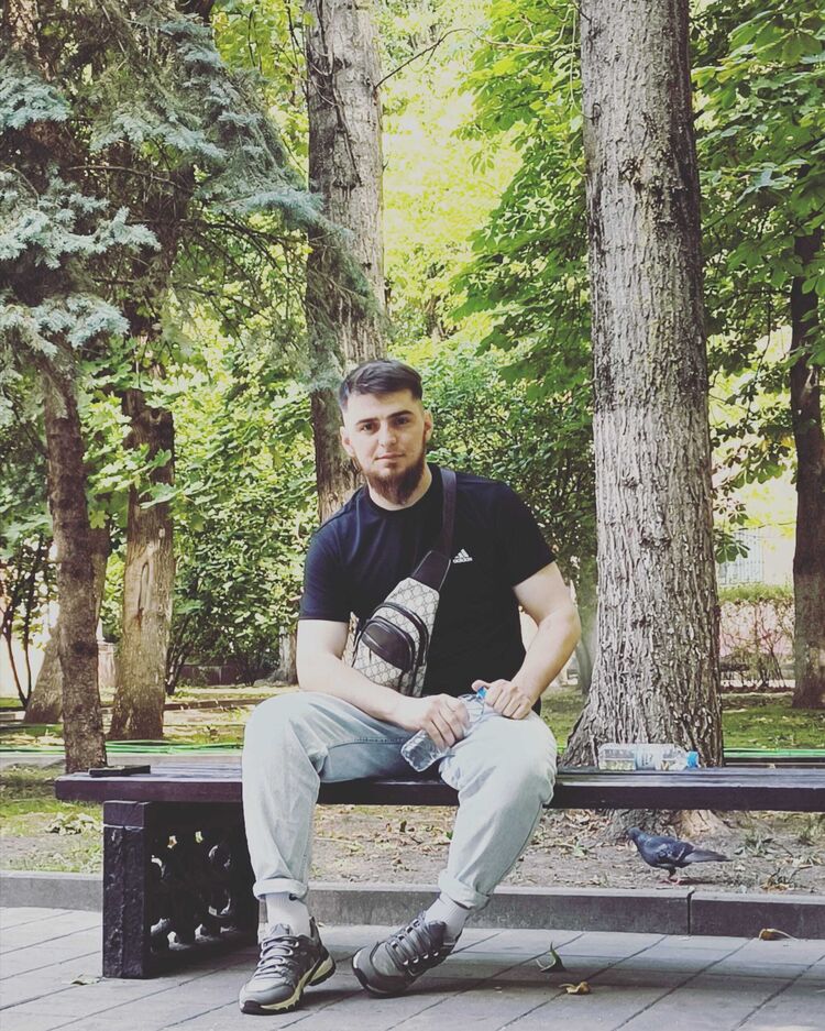  44850614  Rustam, 24 ,    