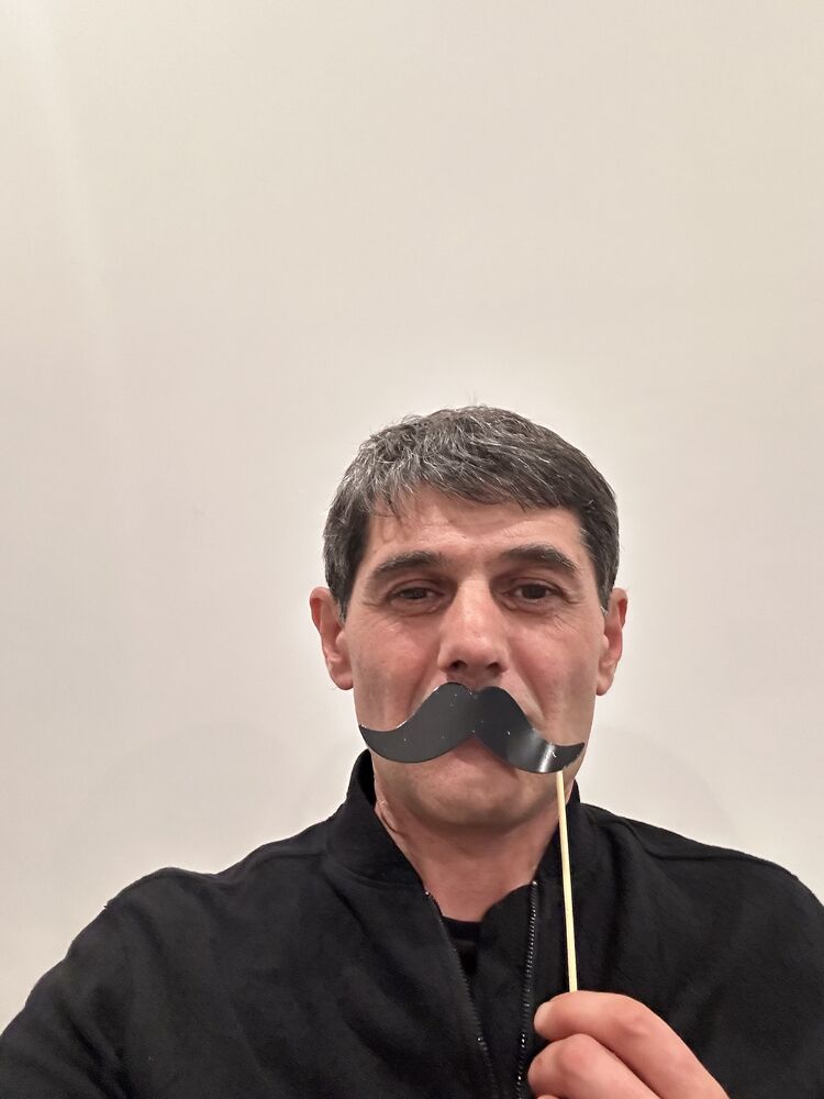  Hayward,   Den, 42 ,   ,   