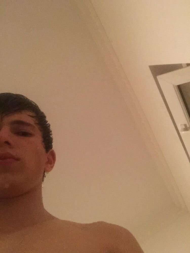  24638514  , 22 ,    -