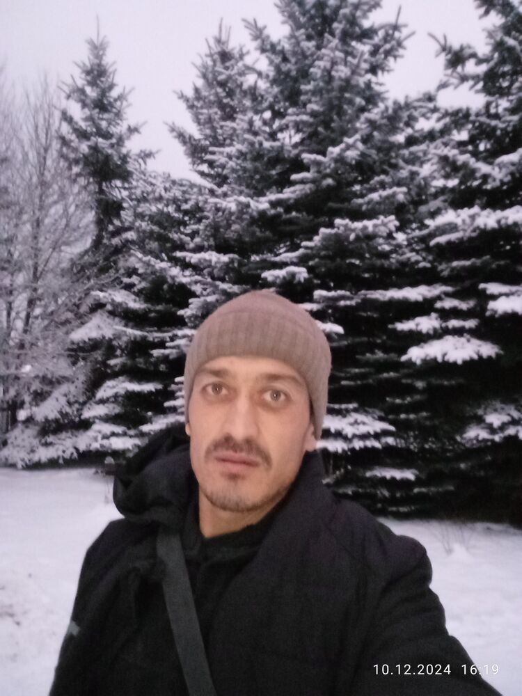  48493234  Jonibek, 36 ,    