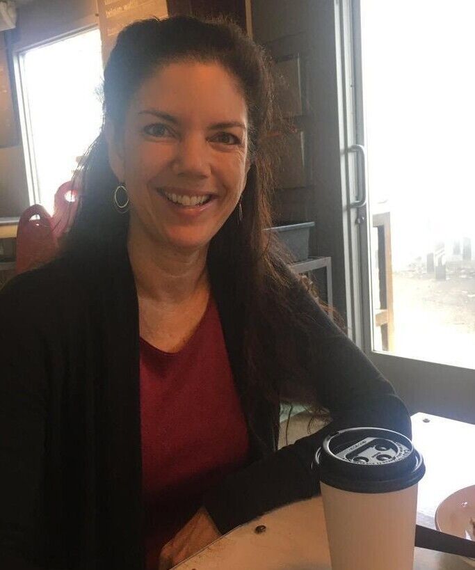  44640484  Sandra, 41 ,    