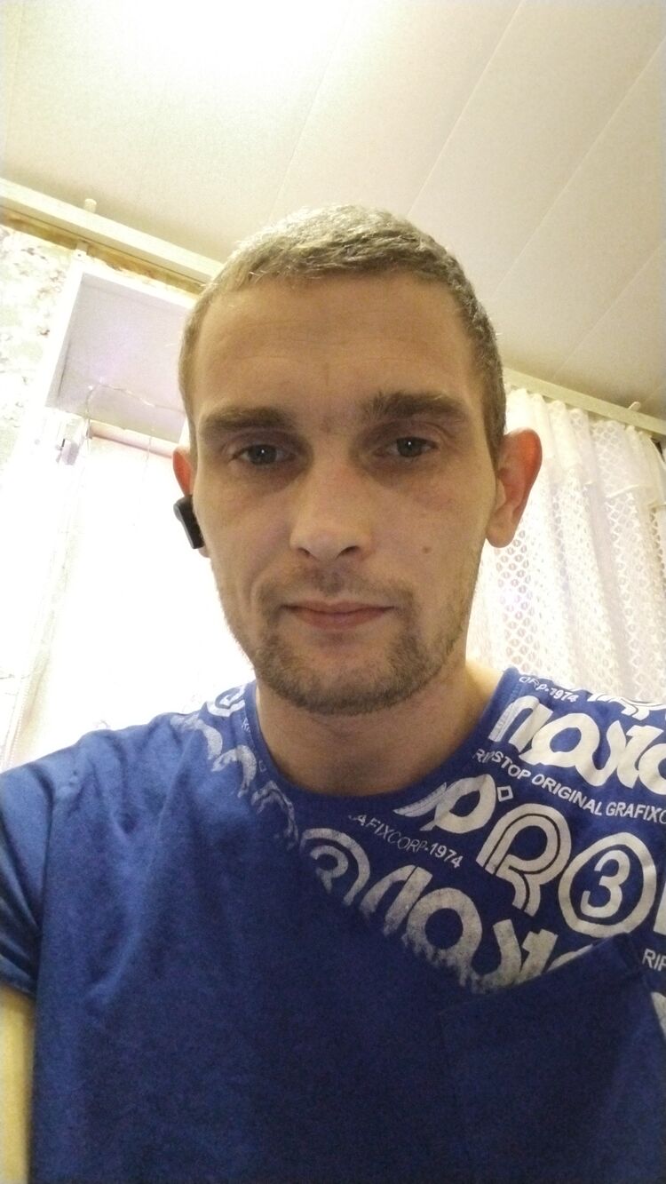  48661944  , 34 ,    -