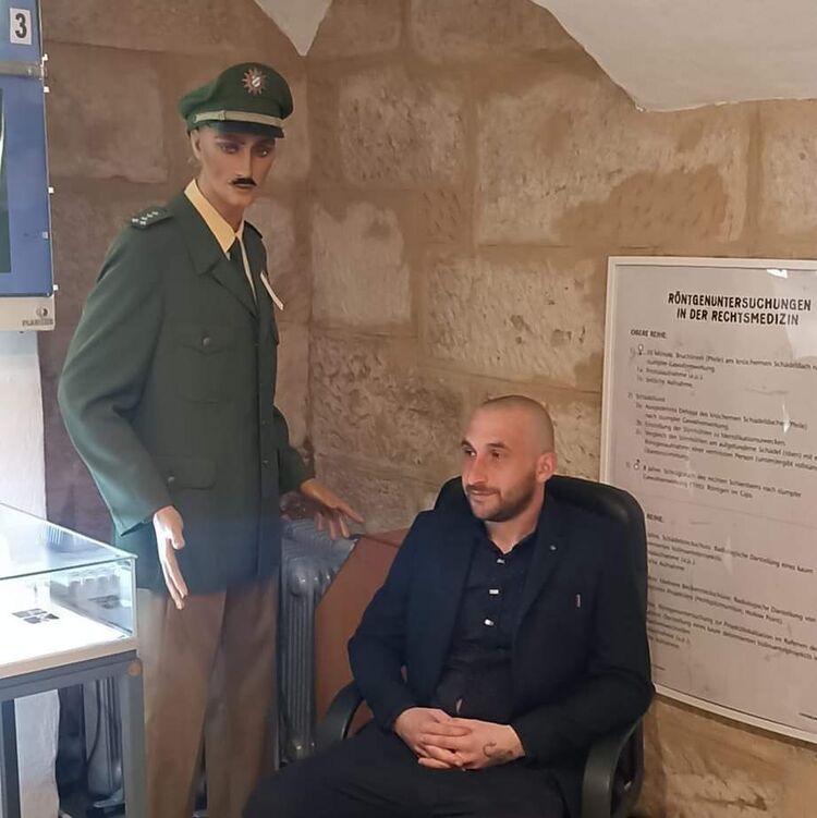  40772354  Giorgi, 28 ,    Warszawa