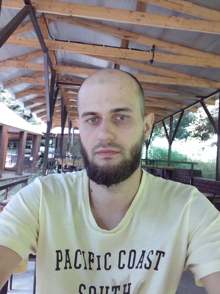  29809024  Denis, 34 ,    