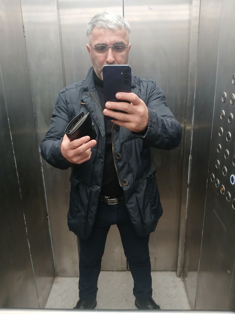  48425034  , 43 ,    