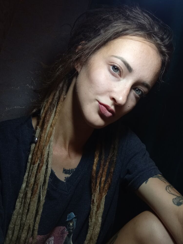  36186674  , 27 ,    