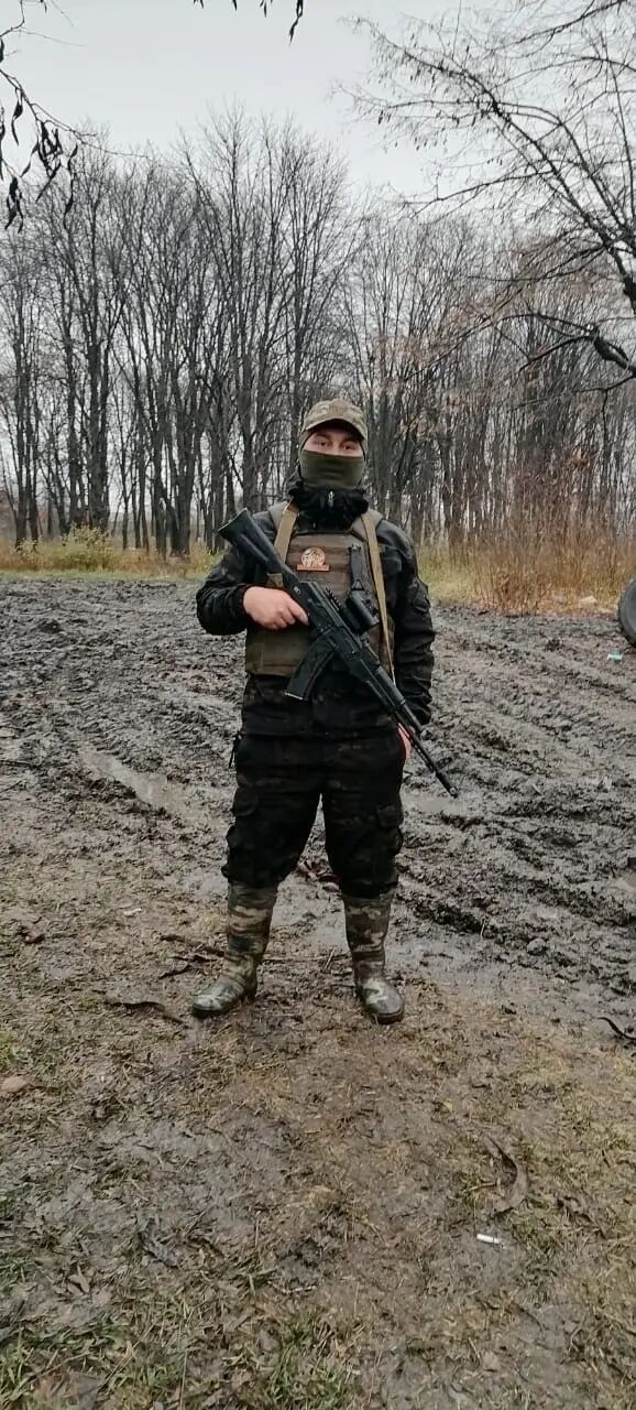  ,   Evgeny, 28 ,   
