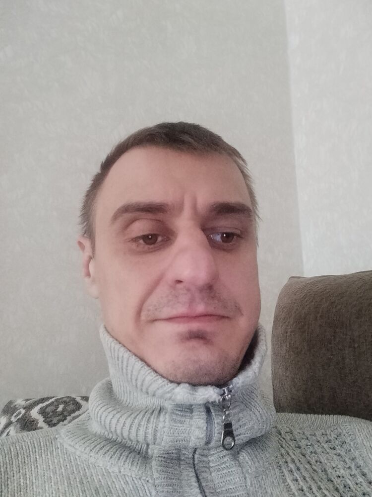  48282534  C, 35 ,    
