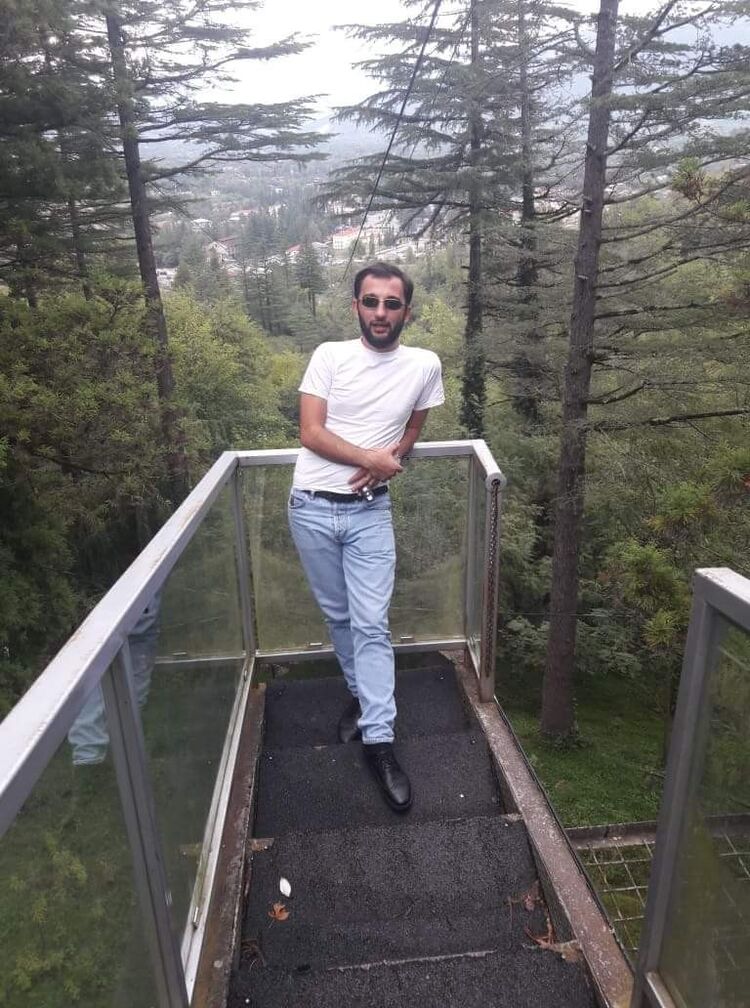  ,   Valeri, 30 ,   ,   , c 
