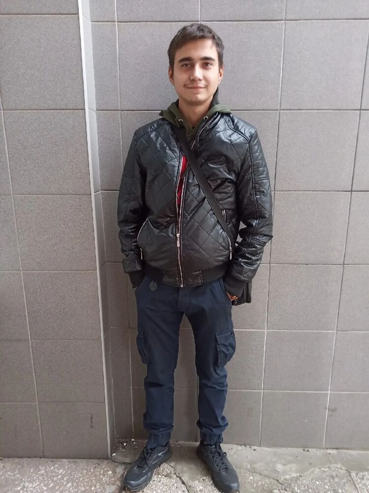  29520764  , 27 ,     